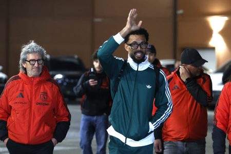 Vozinha ilusiona a Colo Colo y se declara "muy feliz de haber llegado" a Chile