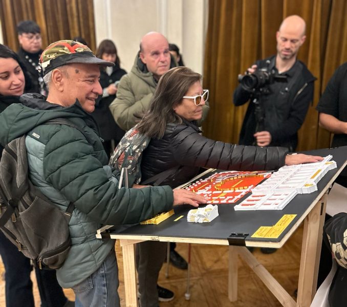 Acercando la experiencia del Teatro Municipal a personas con discapacidad visual