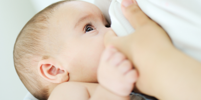 Estudio liderado por chilena revela que la leche materna podría aliviar el dolor neonatal
