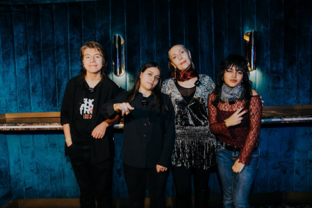 Convocatoria de beca de educación musical de Fundación Cultural Los Jaivas y School of Rock