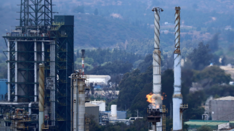 Enap admite que operó por debajo el estándar de emisiones exigido en Concón, Quintero y Puchuncaví