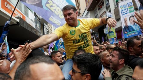 El clan Bolsonaro, la nostalgia autoritaria y el avance de la derecha radical en Brasil