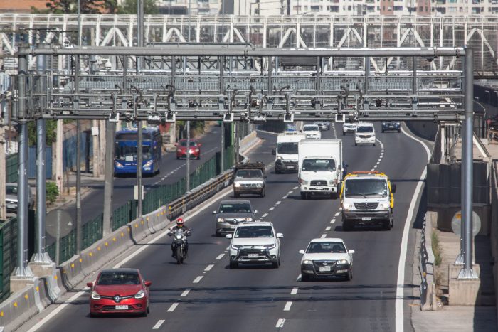 Gobierno negocia con concesionarias fórmulas para rebajar las tarifas del TAG