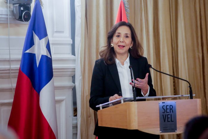 Gobierno se mete con el Servel: presidenta advierte que recorte afectará calidad de elecciones