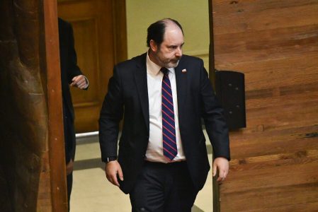 Ministro del Trabajo confirmó que el nuevo reglamento de Ley Karin ya está firmado