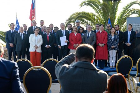 Kast presenta reforma al mercado de capitales con fondo para créditos hipotecarios
