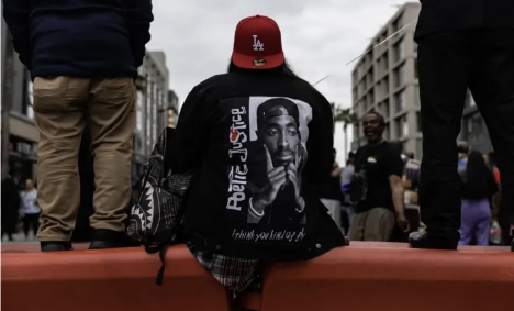 Un jurado declara culpable a exlíder de pandilla que planeó el asesinato de Tupac Shakur