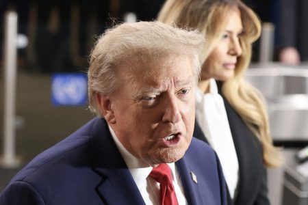 Trump sigue contra la prensa y reprochó a periodista que cubría su llegada a la ONU