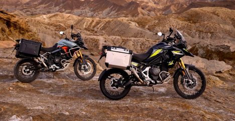 Triumph estrena en Chile las Tiger 900 Alpine y Desert Edition junto a la nueva Trident 800