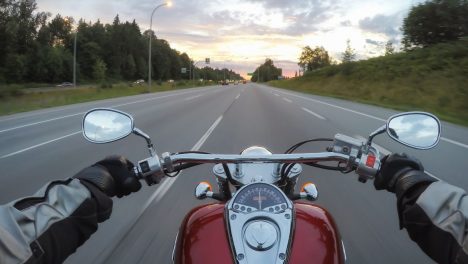 Hilo curado en Fiestas Patrias: consejos para motociclistas y cómo prevenir accidentes