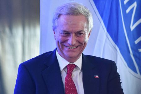 En vez de confirmar si la reforma de seguridad es ideológica, Kast desvió la atención a Jara y Boric