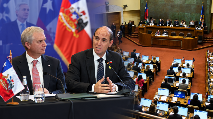Arrau busca salvar su reforma de seguridad, pero el PS exige retirarla