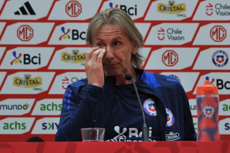 Un Gareca sin ninguna autocrítica nuevamente apuntó al fútbol chileno tras su fracaso en La Roja