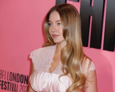 Polémica por comercial de Sydney Sweeney reabre debate sobre sexualización femenina en el deporte