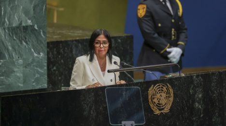 Delcy Rodríguez abre la puerta a elecciones y sella ante la ONU su acercamiento con Trump