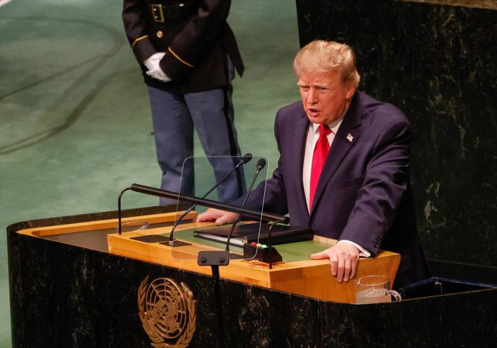 Trump amenaza con “aniquilar” a Irán y usar fuerza militar en América Latina para defender intereses
