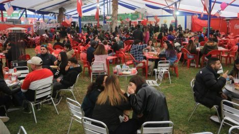 Fiestas Patrias sin deudas: cómo cuidar el bolsillo y celebrar el 18