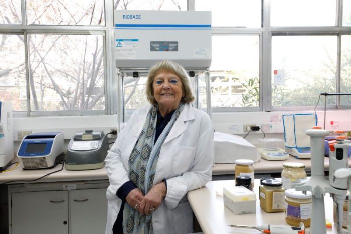 Gloria Montenegro es la primera mujer en ganar el Premio Nacional de Ciencias Aplicadas