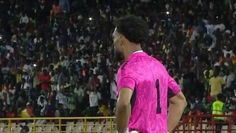 Vozinha sufre con Cabo Verde: arquero ha protagonizado las derrotas de su país en fecha FIFA
