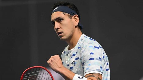 Tabilo partió con el pie derecho en Tokio tras arrasar a Tommy Paul y clasificó a octavos del torneo