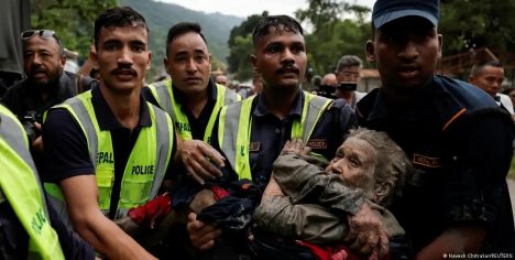 Tras una semana de la tragedia: Nepal supera los 1.100 muertos y más de 3.900 desaparecidos