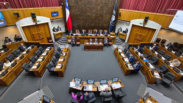 Reforma política queda a una votación del cierre legislativo tras respaldo del Senado
