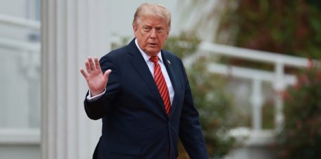 Trump: un conflicto entre Reino Unido y Argentina por Malvinas sería un "desastre potencial"