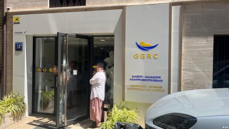 En los últimos años, Georgia, un país del Cáucaso con unos 3,7 millones de habitantes, se ha convertido en una especie de centro internacional de la gestación subrogada.