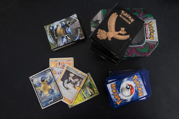 Detienen a hombre acusado de estafar por más de $3 millones con cartas Pokémon en Santiago