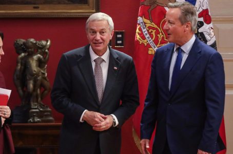 Revelan intención argentina de interceptar buque chileno rumbo a Las Malvinas/Falkland