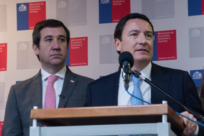 Arturo Squella ofrece disculpas a timonel de la UDI tras polémica por dichos contra Hernán Larraín