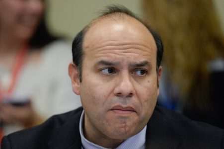 Pavez defiende rápida respuesta en Las Condes: niega trato distinto frente a emergencias en regiones