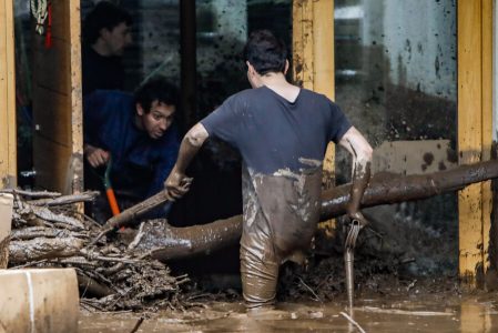 Gobierno entregó nuevo balance tras aluvión y llamó a la precaución para el fin de semana largo