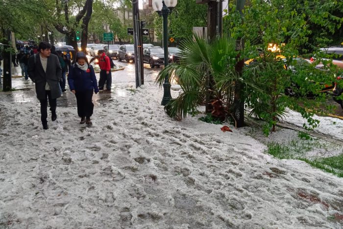 Tormentas eléctricas, granizos y fuertes vientos afectarán siete regiones del país