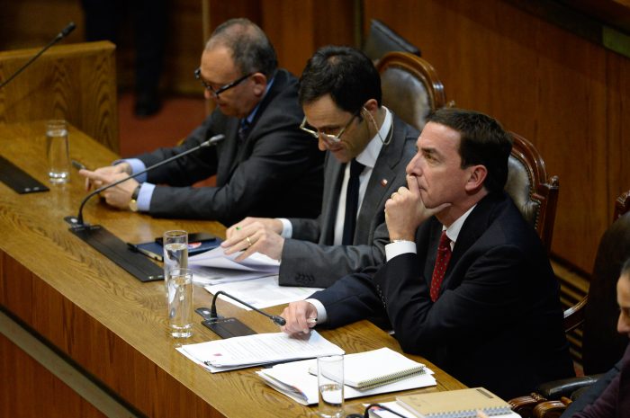 Denuncia penal golpea a Rabat y Silva: Valencia deriva antecedentes a Fiscalía por rebajas de penas