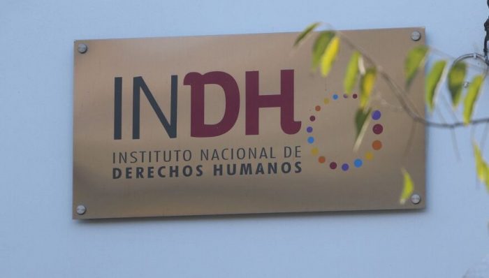 Premios nacionales hacen llamado a frenar reforma al INDH por vulneración de garantías democráticas