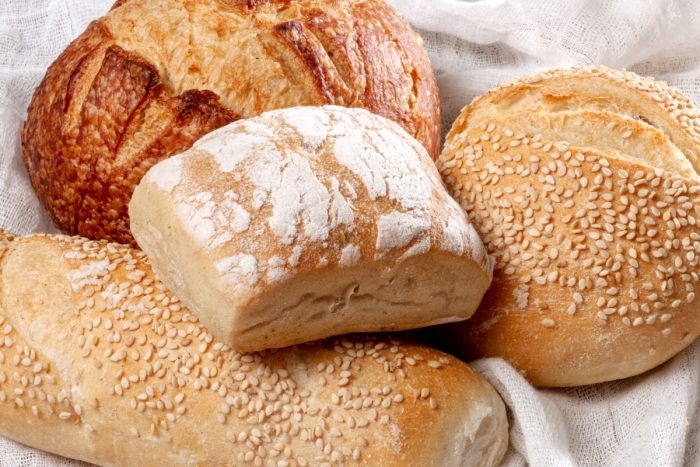 El pan, un imprescindible de la mesa chilena a toda hora