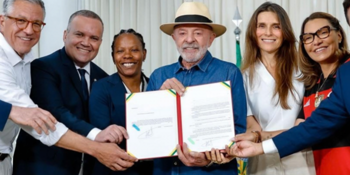 Brasil impulsa la profesionalización del fútbol femenino mediante nueva ley