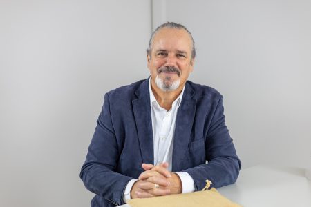 José Miguel Benavente: “El pituto habla de la desconfianza que nos tenemos”