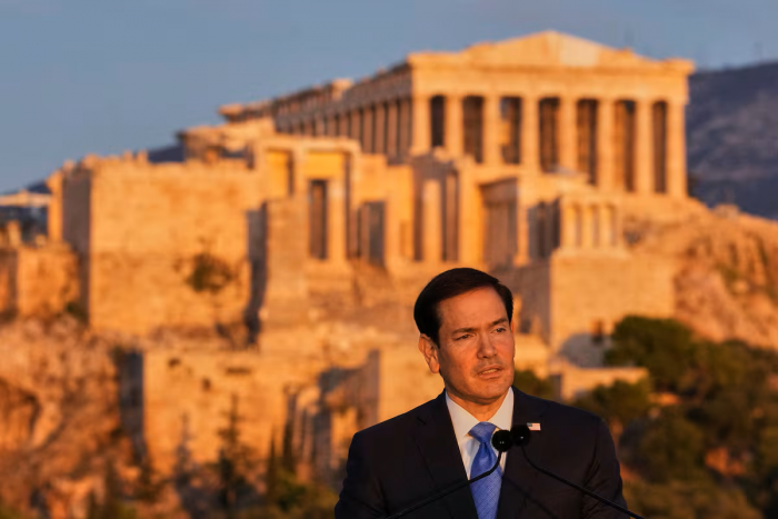 Marco Rubio invoca a Grecia para defender a Trump entre protestas e intereses estratégicos