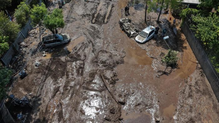 El aluvión de San Carlos de Apoquindo: una seria advertencia política