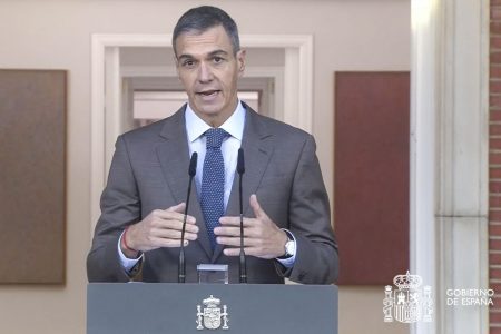 Sánchez adelanta elecciones en España tras derrota parlamentaria y crisis por vivienda
