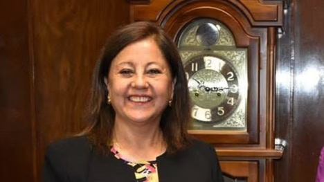 Corte de Valparaíso citó a ministra que pagaba a otra abogada para que le escribiera los fallos