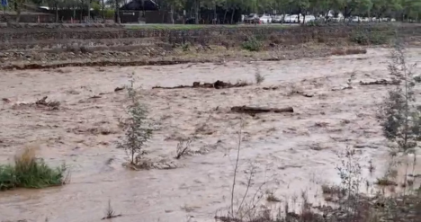 Senapred declaró Alerta Amarilla para Lo Barnechea por crecida del río Molina