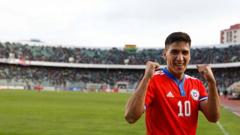 Marcelino Núñez dejó la concentración de Chile tras quiebre con plantel y quejas a Córdova