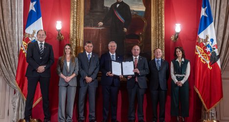 Gobierno cancela acto de promulgación de la Ley Miscelánea tras aluvión en Las Condes