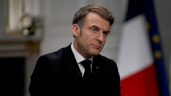 Macron anuncia prestamos y aplazamientos de deudas a comercios afectados por manifestaciones