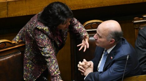Provoste (DC) se planta ante Hacienda: cuestiona recortes y anticipa pelea por los recursos sociales