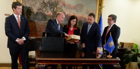 Primer Presupuesto de Kast pide autorización para endeudarse hasta US$25 mil millones en 2027