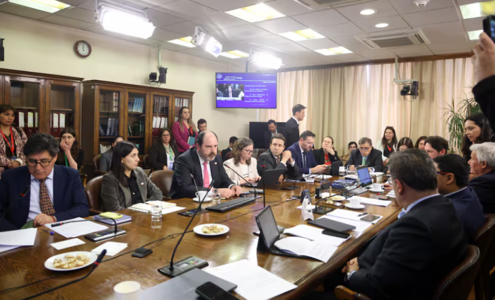 “La llave la tiene Rau”: Gobierno tiene doce días para destrabar nudos críticos de Sala Cuna